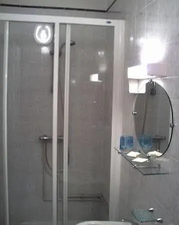 Hotel Le Mediterraneen 3*